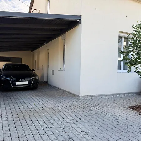 Nest - Terrace & Free Parking Apartment Ljubljana